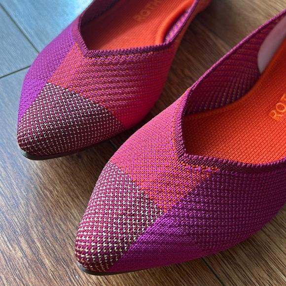 Rothy’s The Point Metallic Pomegranate (Pink, Orange and Purple) size 6.5 GUC - Picture 3 of 7
